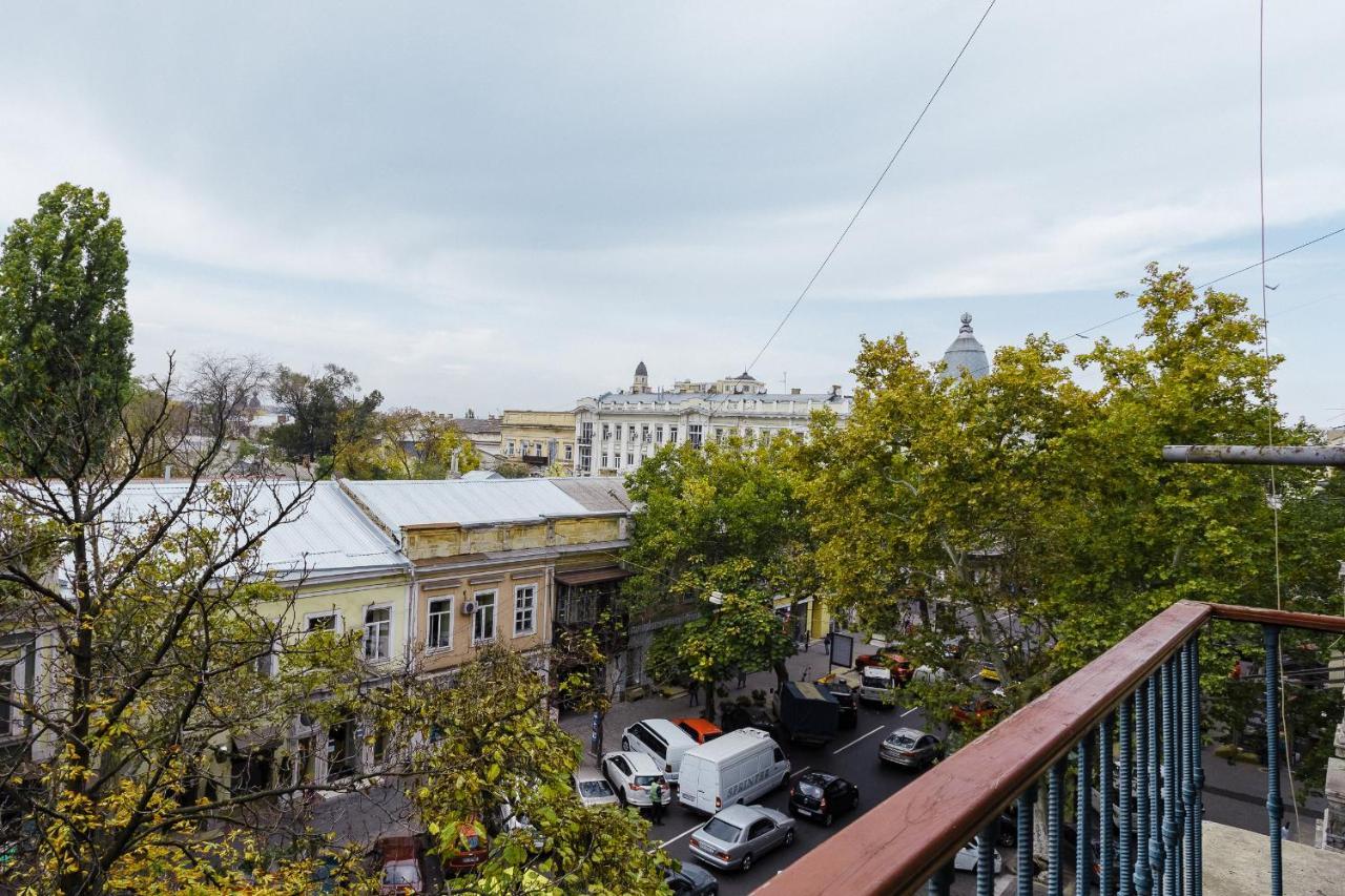 2 Bedroom On Deribasovskaya Str. Odessa Extérieur photo